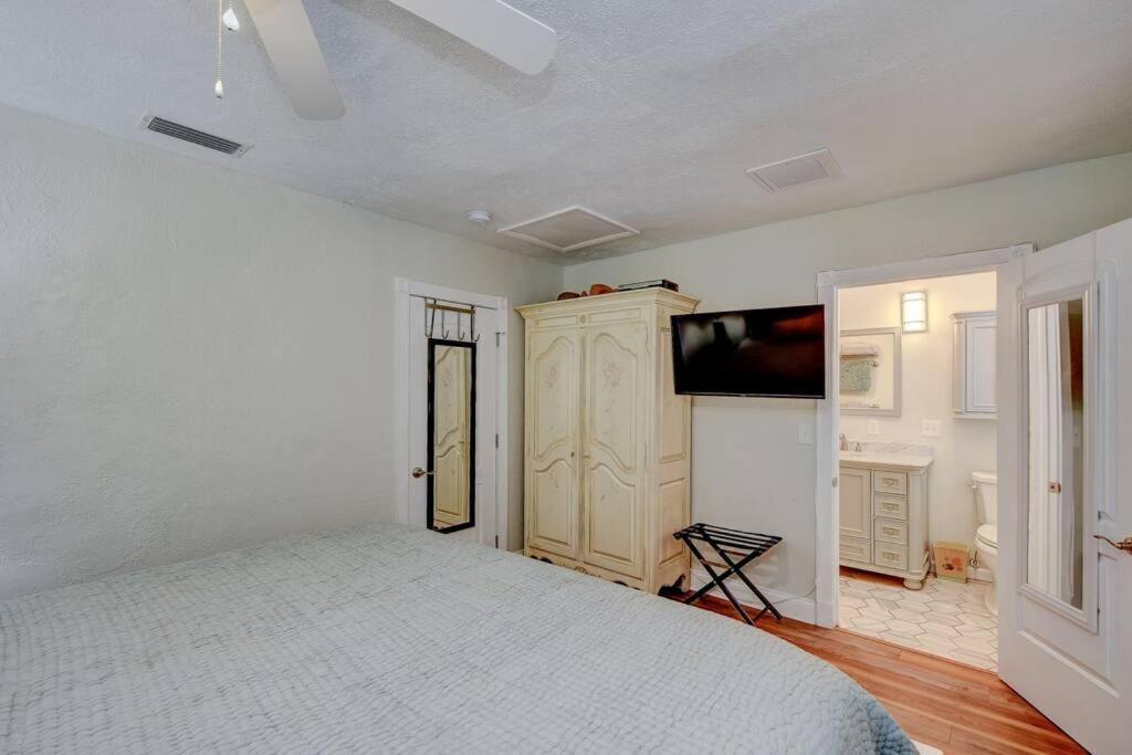 Seaside Retreat Cottages #2. Clearwater Beach Exteriör bild